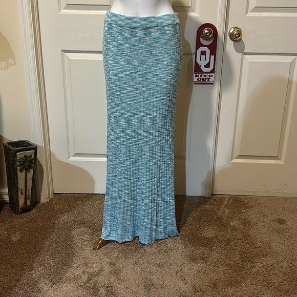 L Space Zephyr Maxi Skirt. NWT. Large - Picture 1 of 9